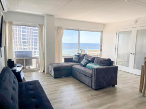 Ilikai Apt 1822 - Newly Renovated 2BR 2BA Modern Unit with Stunning Ocean & Harbor Views